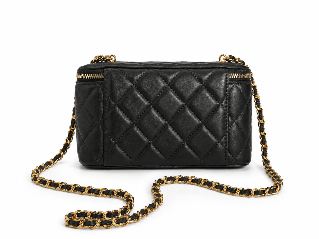 "CC" Quilted Vanity Chain Bag