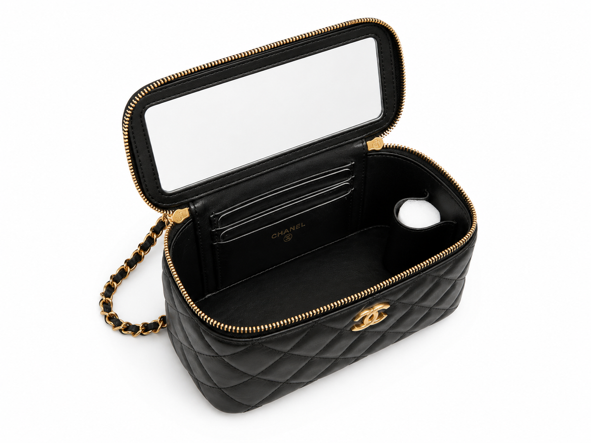 "CC" Quilted Vanity Chain Bag